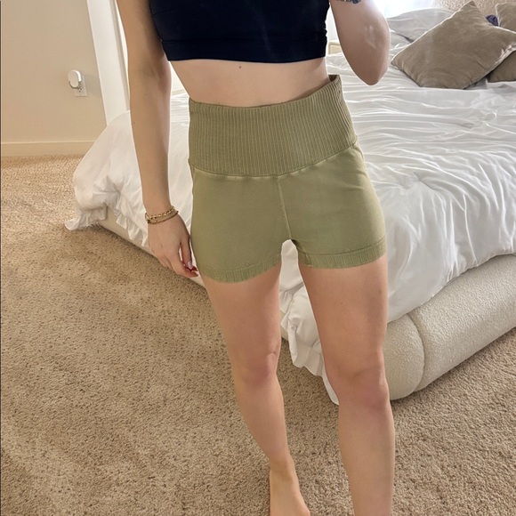 Free people fp movement good karma running Tan Ribbed Shorts vintage hemlock - Picture 6 of 6